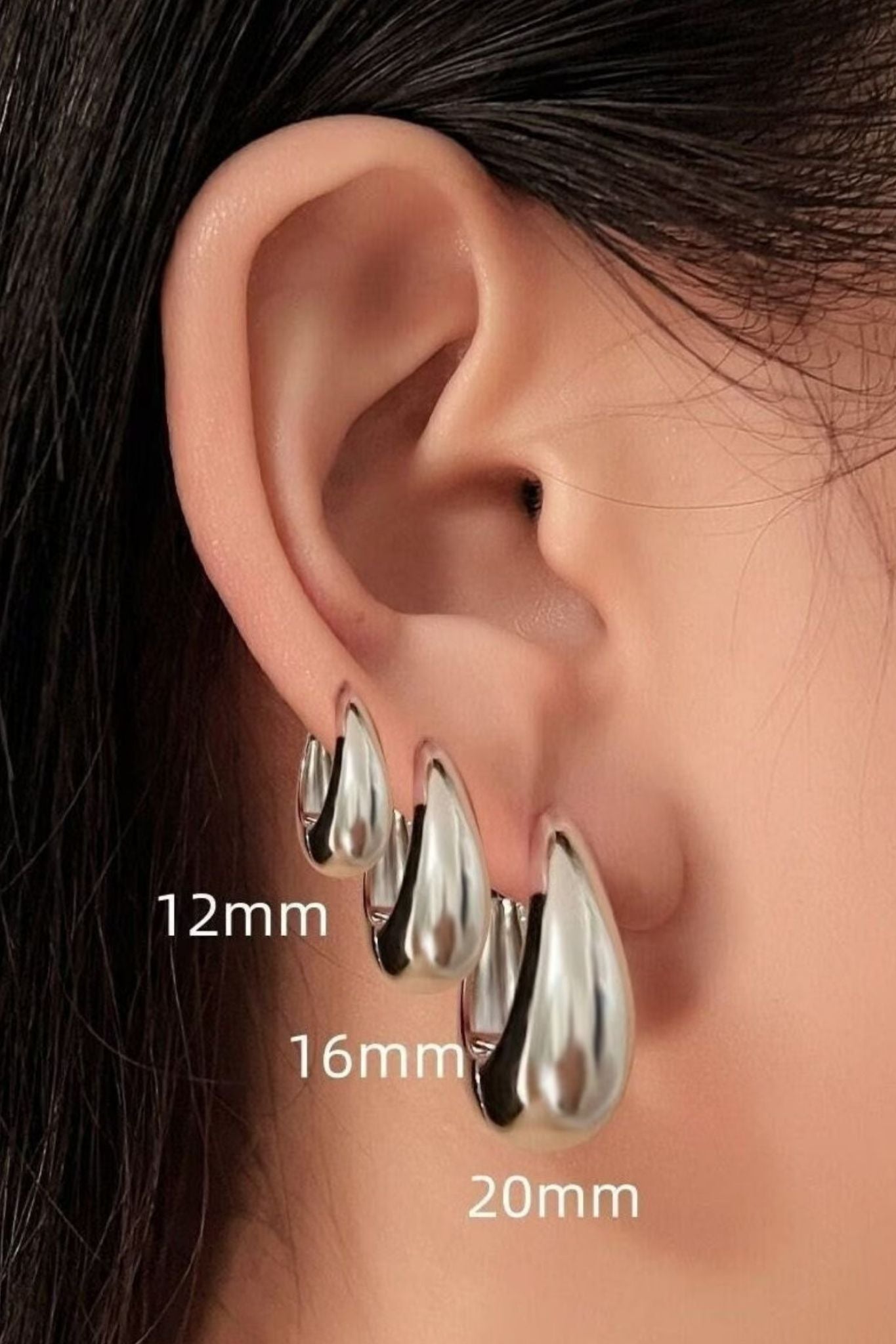 chunky-hoops-in-silver-various-sizes-model