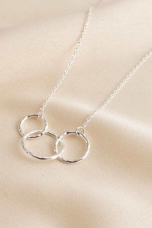sterling-silver-three-circles-necklace-congratulations-closeup
