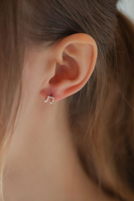 sterling-silver-mismatched-musical-note-studs-model