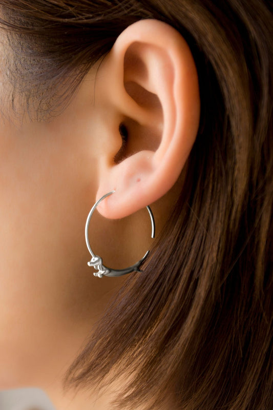 sterling-silver-sausage-dog-hoops-in-silver-model