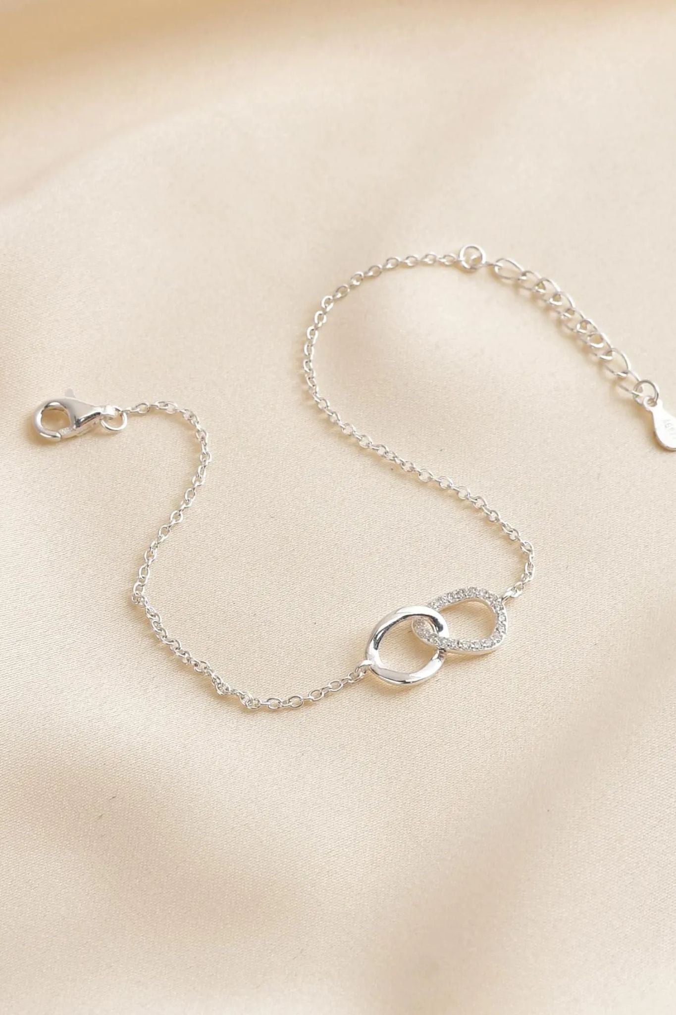 sterling-silver-dainty-infinity-bracelet