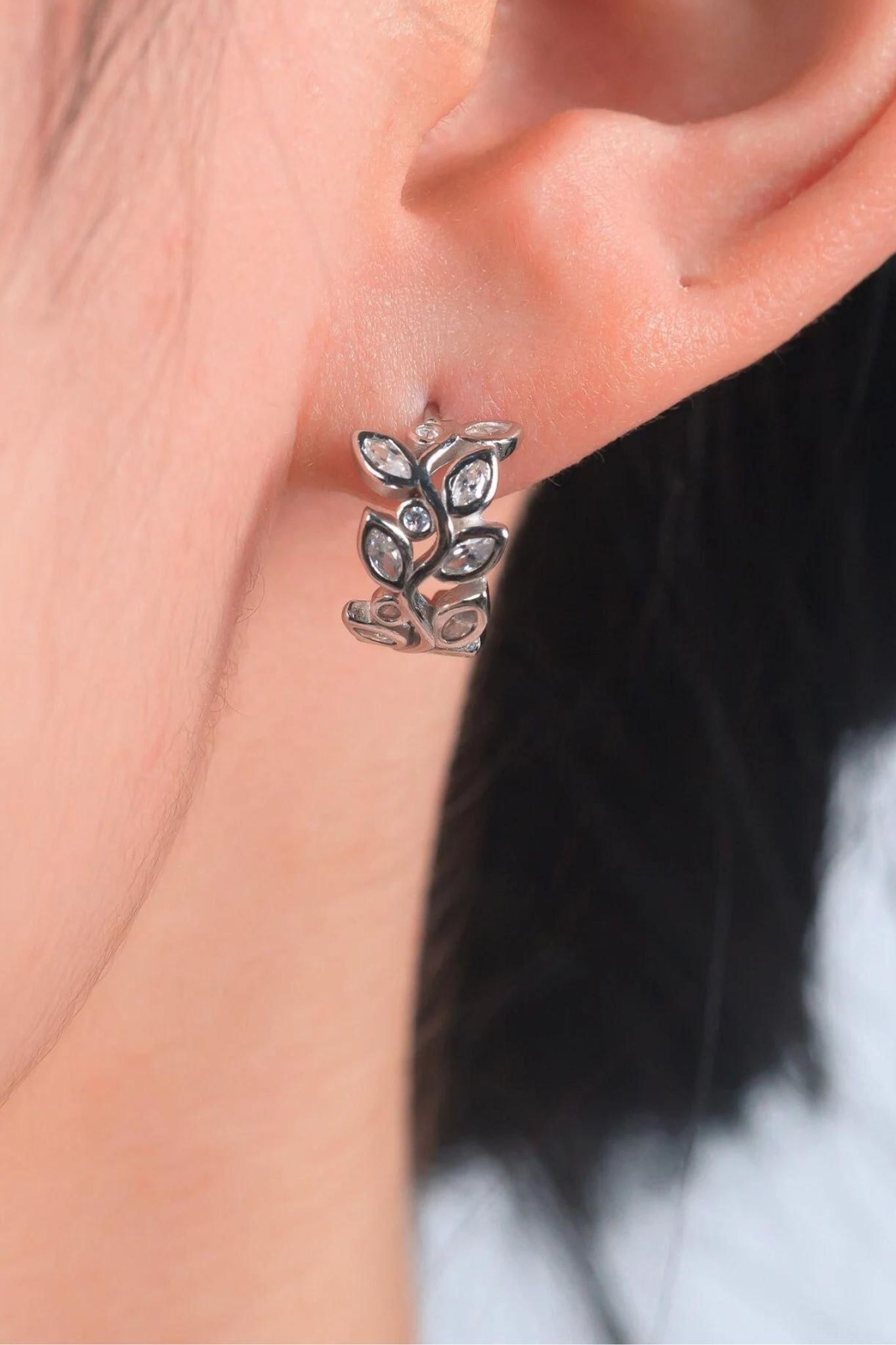 sterling-silver-cz-olive-leaf-hoops-in-silver-model