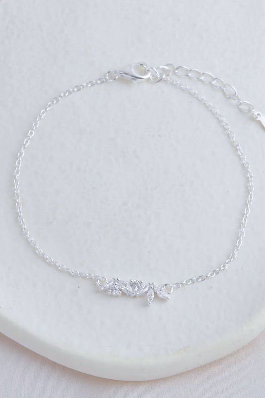 sterling-silver-cz-leaf-cluster-bracelet-amazing-mum-lying-flat