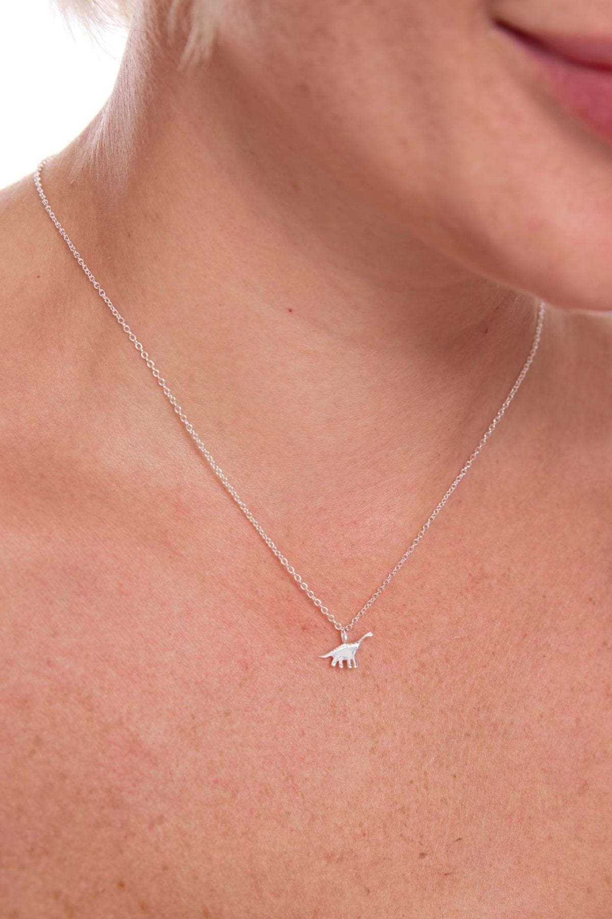sterling-silver-brontosaurus-dinosaur-necklace-model-neckline